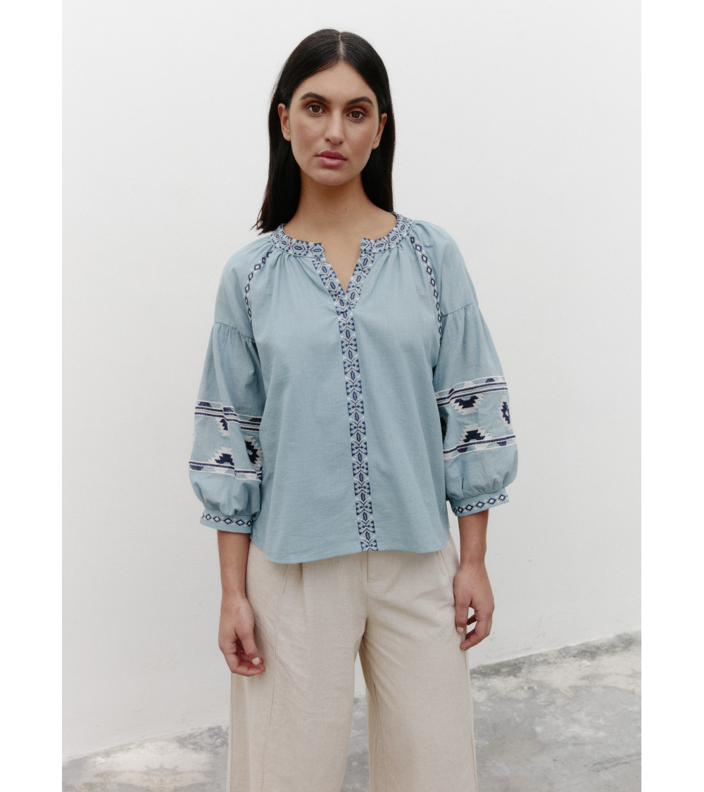 BLUSA BORDADOS BOHO