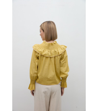 BLUSA CUELLO VOLANTE