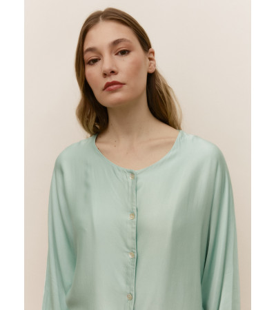 CAMISA SATINADA BOTONES