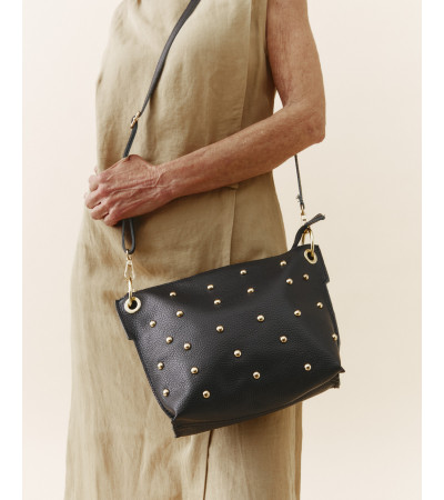 BOLSO TACHUELAS DORADAS