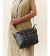 BOLSO TACHUELAS DORADAS