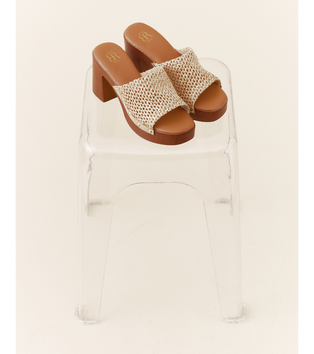 SANDALIAS TACÓN TRENZADA