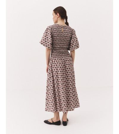 VESTIDO NIDO DE ABEJA FLORES