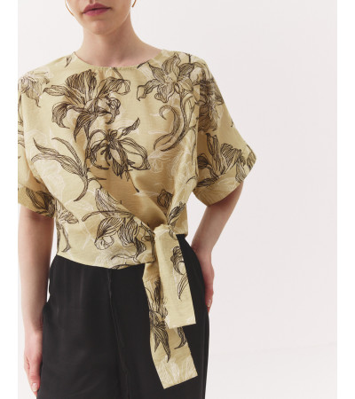 BLUSA FLORES LAZADA