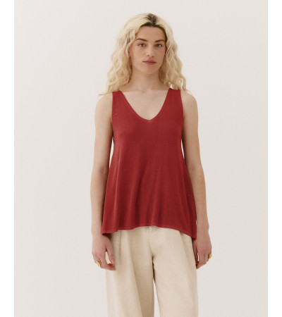 TOP PUNTO CUELLO PICO