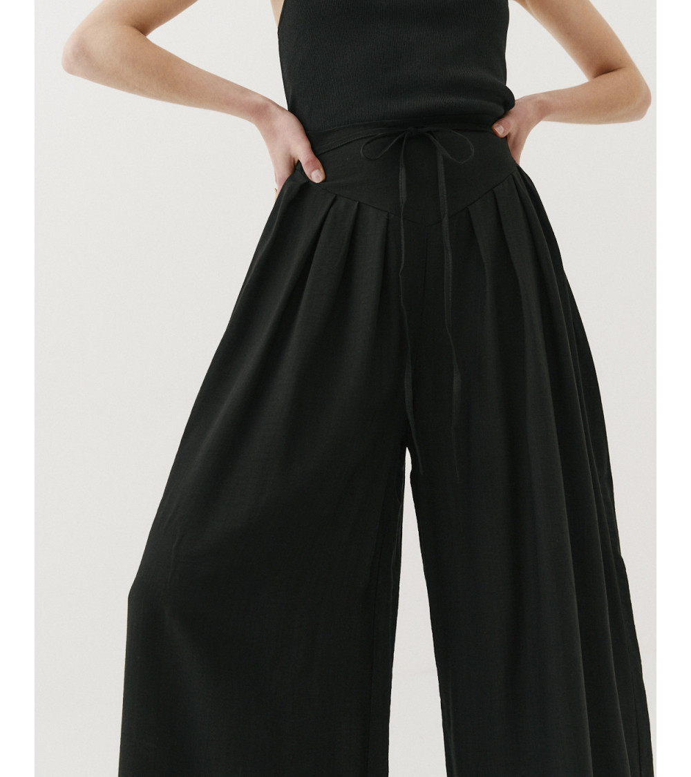 PANTALÓN FLUIDO LAZADA