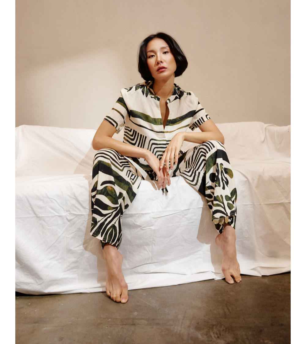 PANTALÓN FLUIDO CON ESTAMPADO TRIBAL | MULAYA