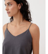 TOP TIRANTES FINOS CUELLO EN V  | MULAYA