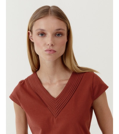 BLUSA CUELLO EN V PLISADO | MULAYA