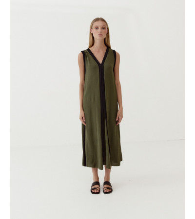 VESTIDO MIDI SIMÉTRICO CUELLO EN V | MULAYA