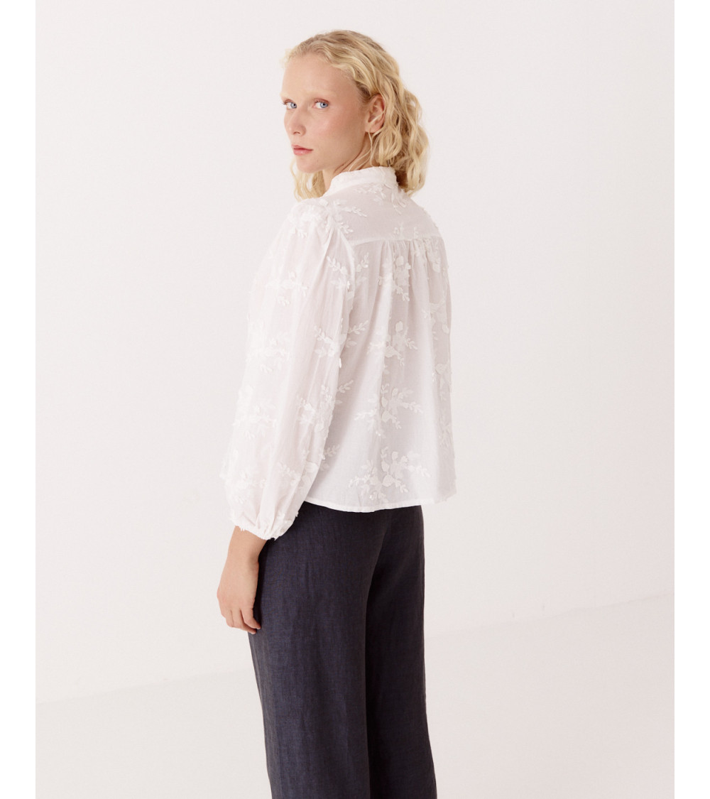 CAMISA APLIQUES BORDADOS  FLORES | MULAYA