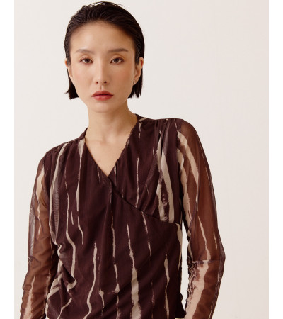 BLUSA TUL CUELLO V CRUZADA ESTAMPADA | MULAYA