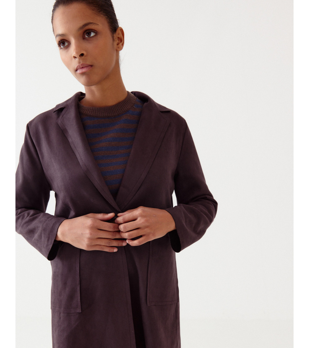 CHAQUETA DE ANTE LIGERA CON SOLAPA Y BOTÓN PARA MUJER | MULAYA