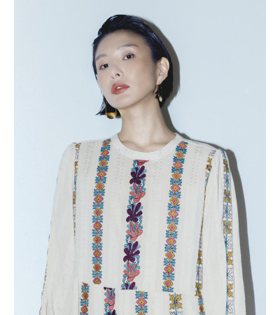 Vestido bordado escalonado flores manga larga | MULAYA