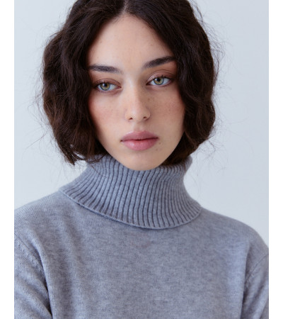 JERSEY BÁSICO CUELLO CISNE CÓMODO | MULAYA