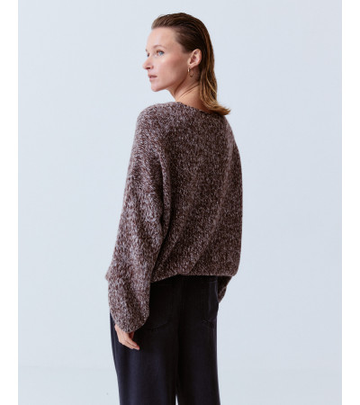 JERSEY PUNTO ESCOTE PICO MANGA ABULLONADA | MULAYA