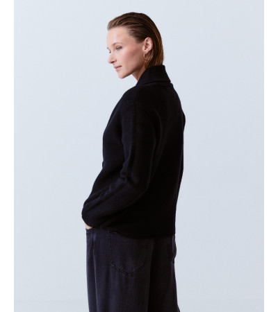 CHAQUETA PUNTO CORTA SOLAPA DOBLE BOTÓN | MULAYA