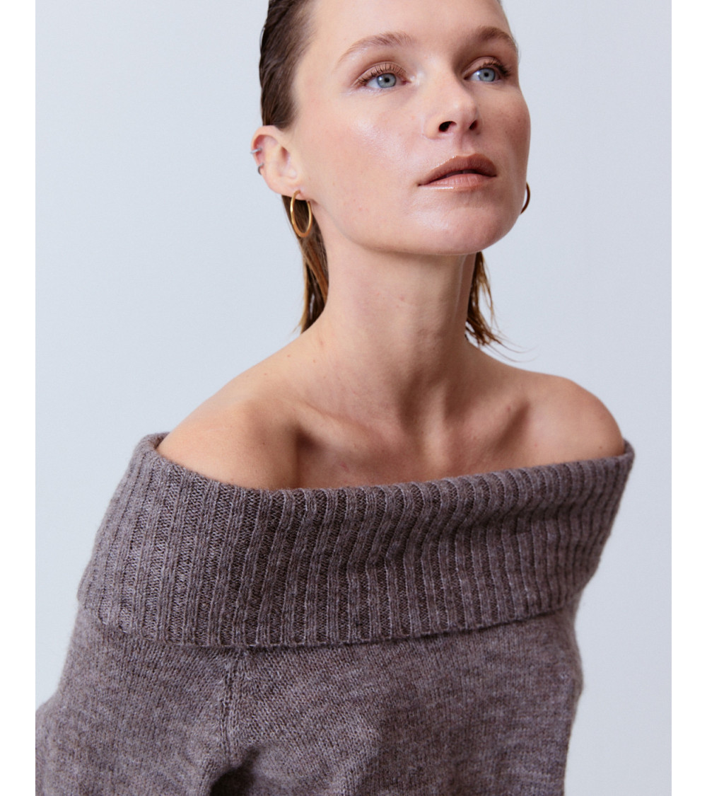 JERSEY PUNTO OFF-SHOULDER RIB CORTO | MULAYA