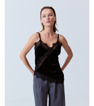 TOP LENCERO ASIMÉTRICO TERCIOPELO ENCAJE | MULAYA