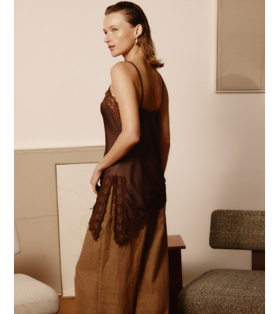 Top Lencero Pico Encaje Asimétrico Viscosa | MULAYA