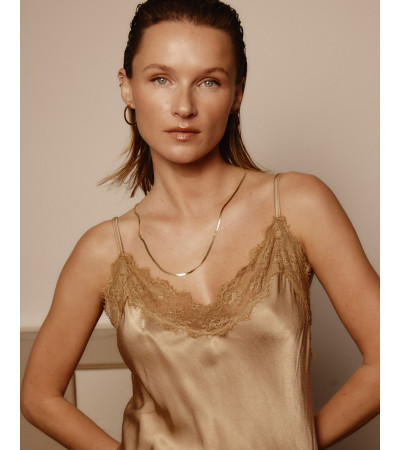 Top Lencero Pico Encaje Asimétrico Viscosa | MULAYA