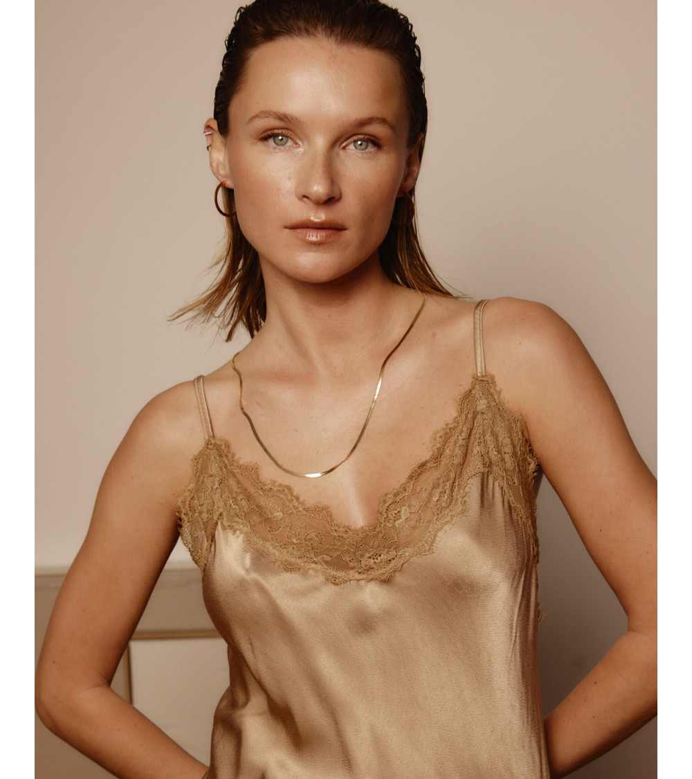 Top Lencero Pico Encaje Asimétrico Viscosa | MULAYA