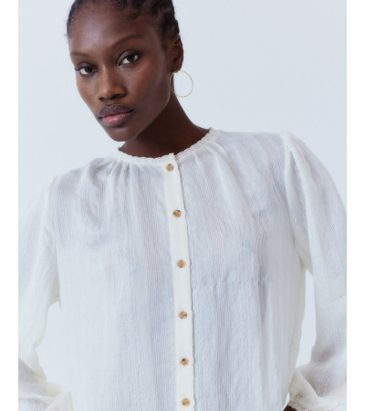 BLUSA VISCOSA ENCAJE DELICADO CUELLO REDONDO | MULAYA