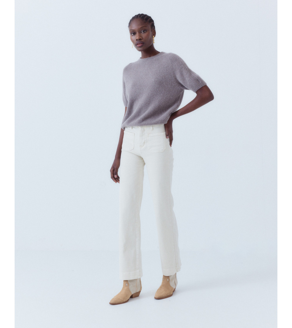 JEANS FLARE TIRO ALTO BOLSILLOS PARCHE | MULAYA