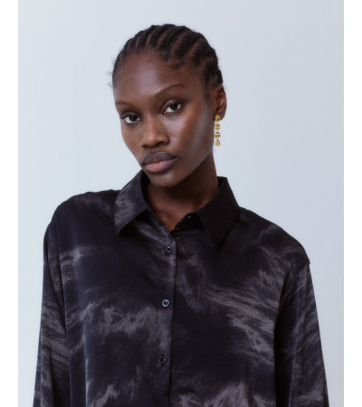 CAMISA SATINADA EFECTO BRILLO FLUIDA | MULAYA