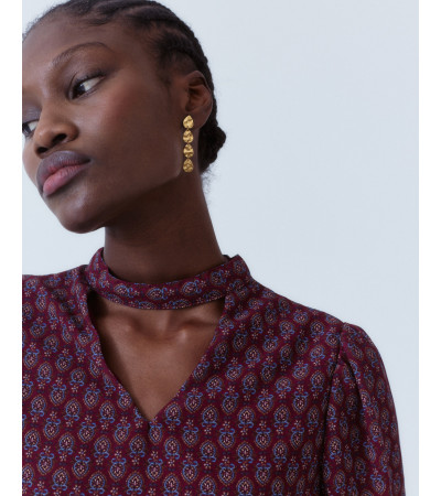 BLUSA CORTA ESTAMPADA CUELLO ALTO PICO | MULAYA