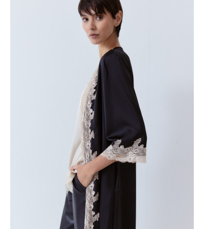 KIMONO SATÉN ENCAJE LARGO MANGA ANCHA | MULAYA
