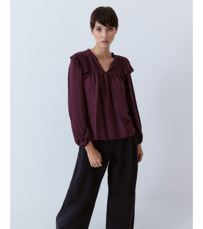 BLUSA VOLANTES BRILLOS VISCOSA ESCOTE V | MULAYA