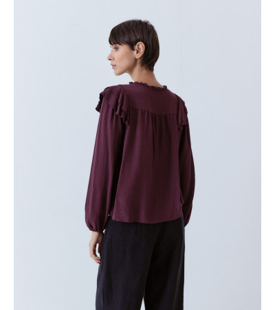 BLUSA VOLANTES BRILLOS VISCOSA ESCOTE V | MULAYA