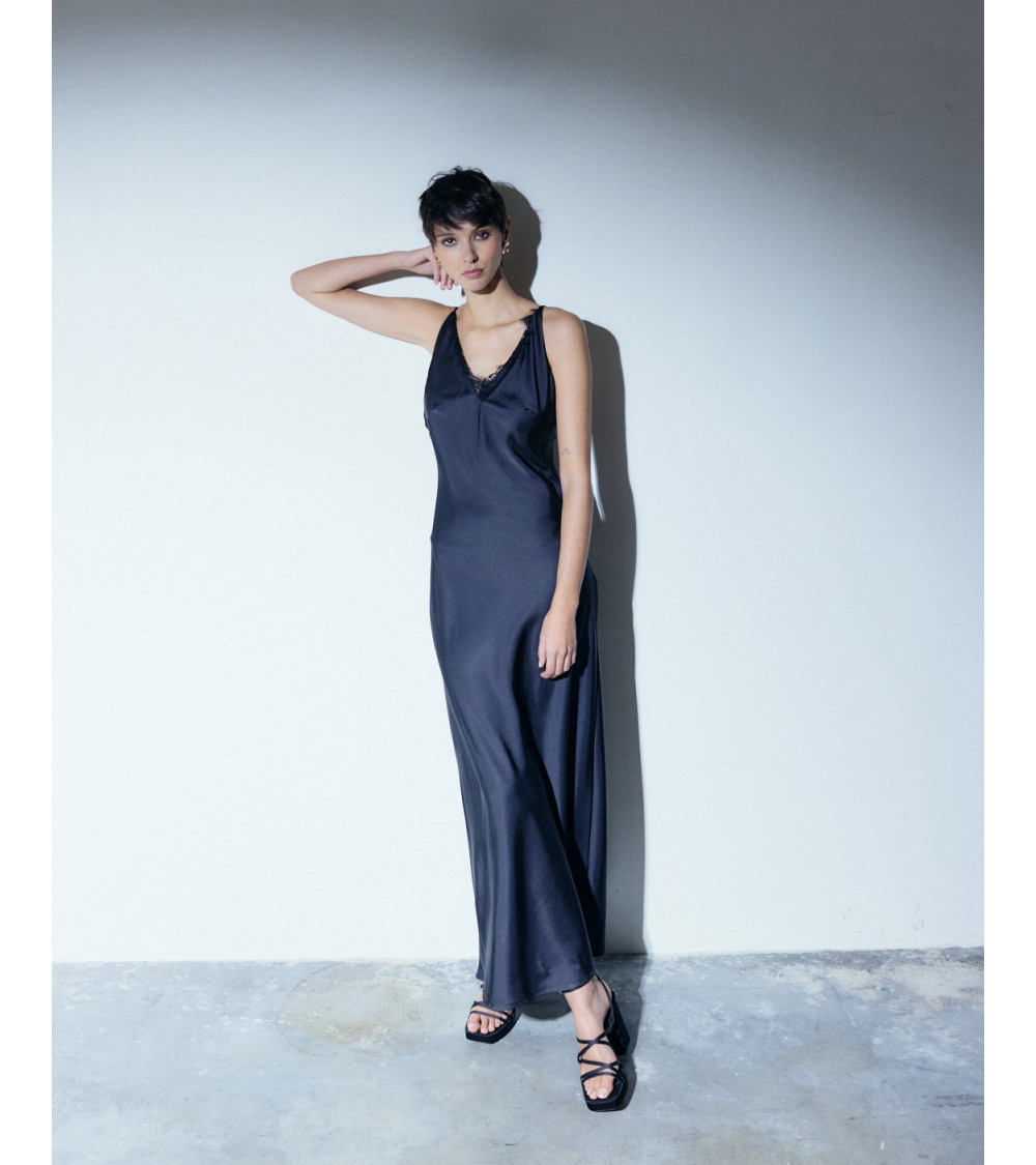 VESTIDO LENCERO SATÉN ENCAJE TIRANTES FINOS | MULAYA