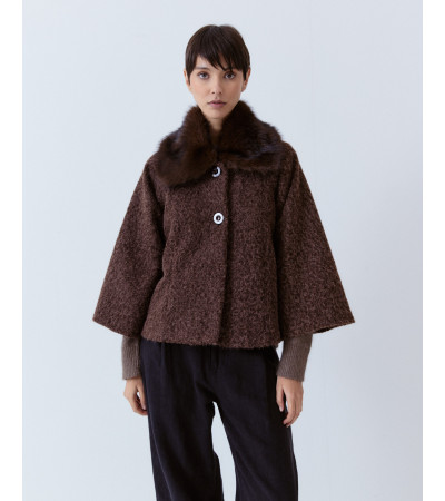 ABRIGO CORTO CUELLO PELO TEXTURA CÓMODA | MULAYA