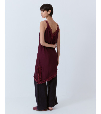 TOP LENCERO ENCAJE SEDA BAJO ASIMÉTRICO | MULAY