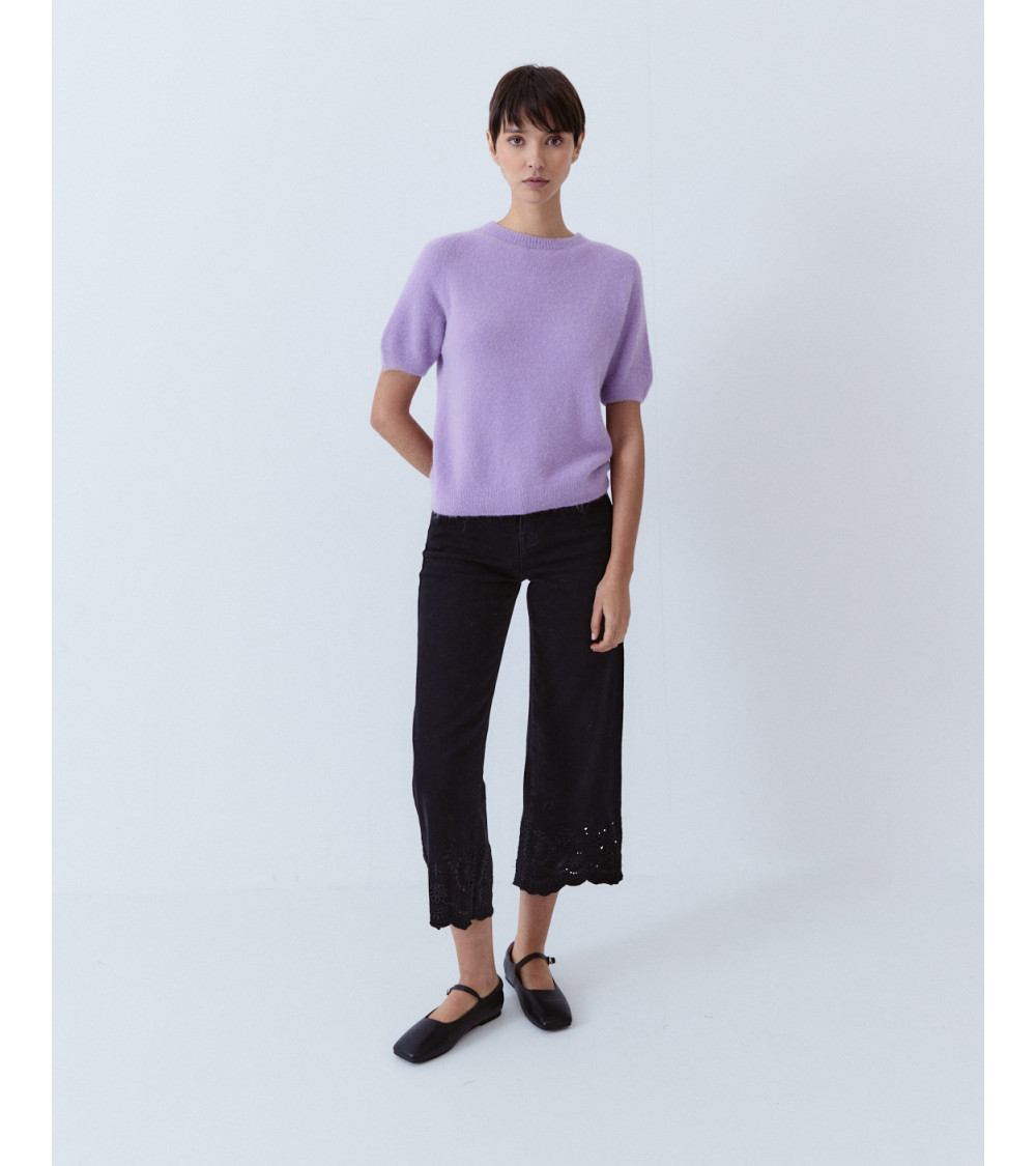 JEANS ANCHOS BAJO BORDADO CALADO | MULAYA