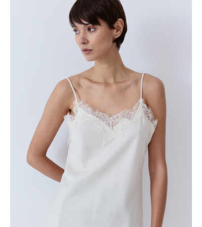 VESTIDO LENCERO SATINADO ENCAJE ASIMÉTRICO | MULAYA