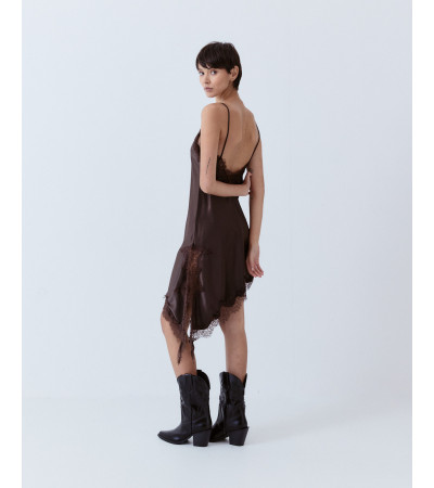 VESTIDO LENCERO SATINADO ENCAJE ASIMÉTRICO | MULAYA