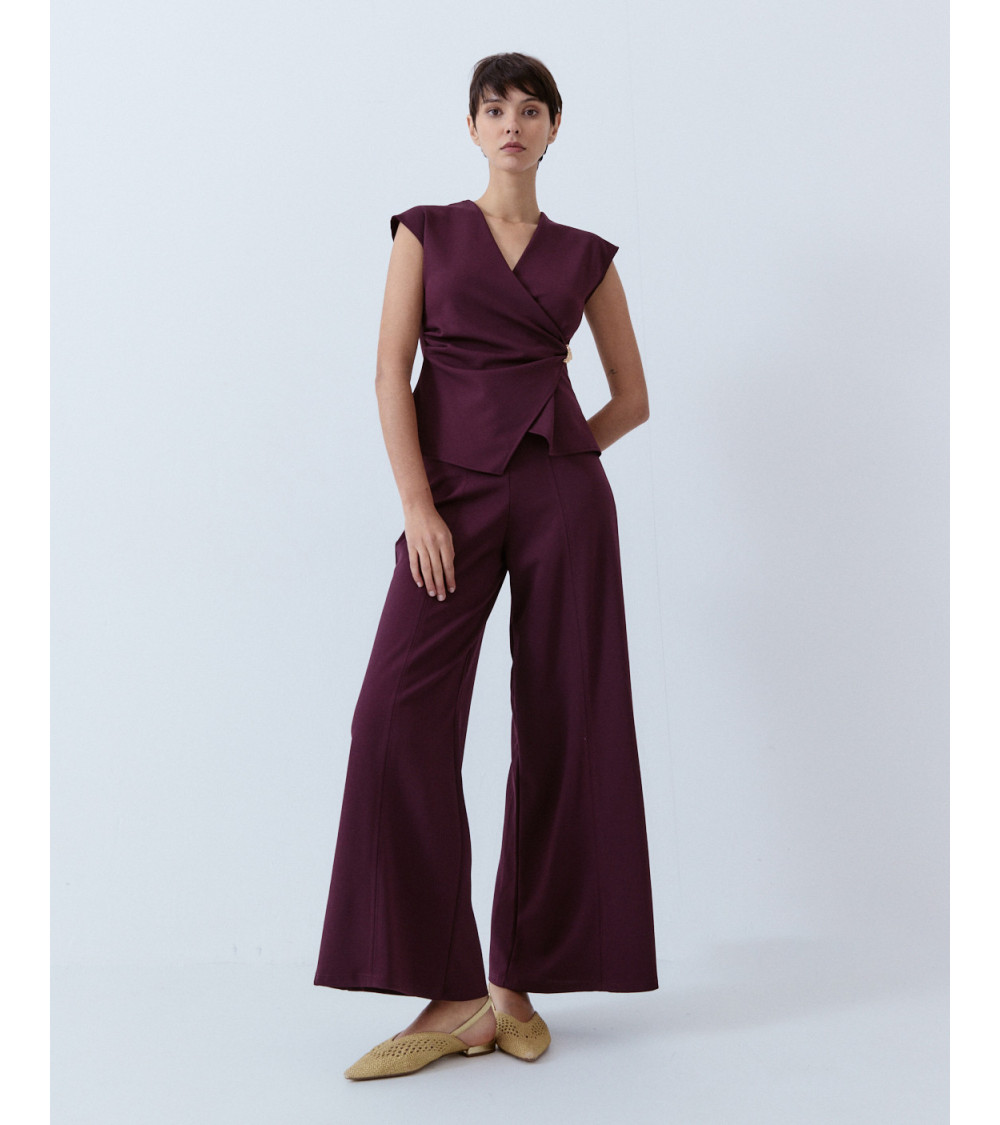 PANTALÓN ANCHO NERVIO TIRO MEDIO CÓMODO | MULAYA