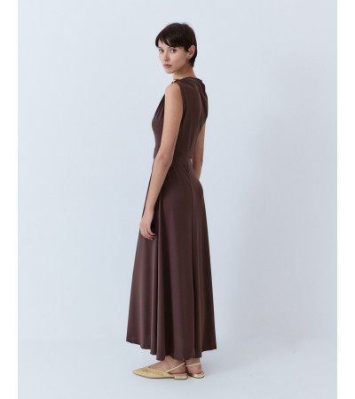 VESTIDO LARGO CUELLO BARCO APLIQUE DORADO | MULAYA