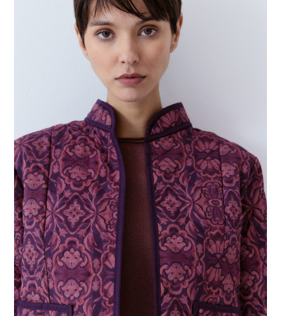 CHAQUETA ACOLCHADA ESTAMPADA CUELLO MAO | MULAYA