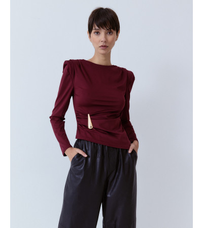 BLUSA MANGA LARGA CON APLIQUE DORADO | MULAYA