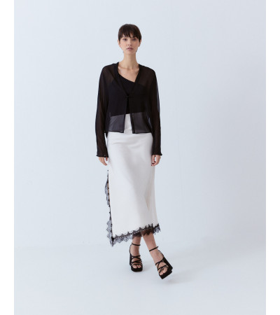 FALDA MIDI SATÉN ENCAJE CON ABERTURA | MULAYA