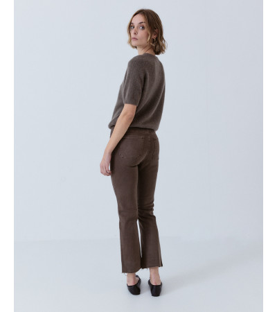 JEANS BOOTCUT AJUSTADOS CON BOLSILLOS | MULAYA