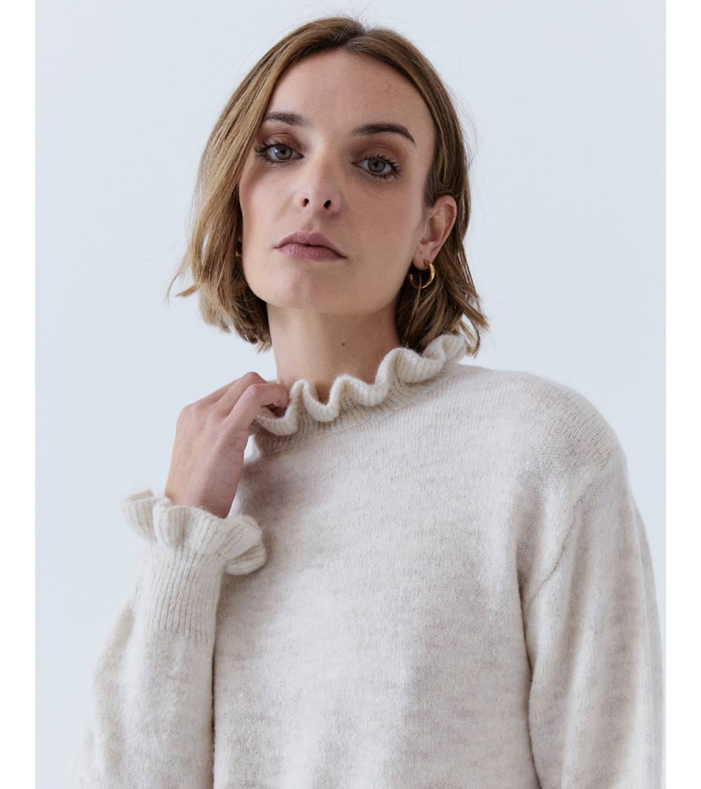 JERSEY PUNTO CON VOLANTES CUELLO Y PUÑOS | MULAYA