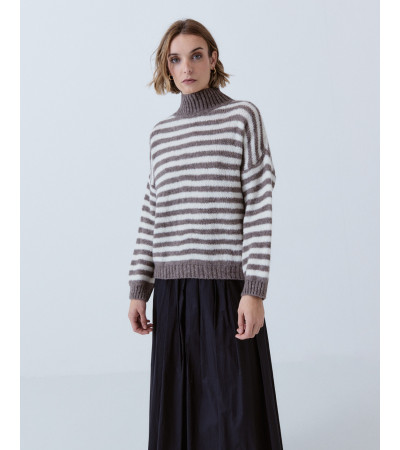 JERSEY RAYAS CUELLO ALTO A CONTRASTE | MULAYA