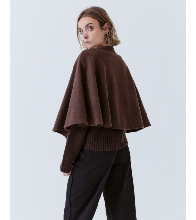 CAPA FLUIDA CON CIERRE DE BOTÓN | MULAYA