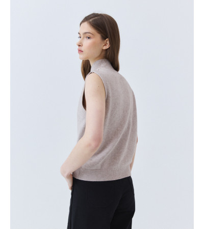 CHALECO PUNTO CUELLO ALTO CREMALLERA | MULAYA