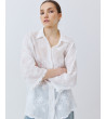 CAMISA CON BORDADOS Y DETALLE DE ENCAJE | MULAYA